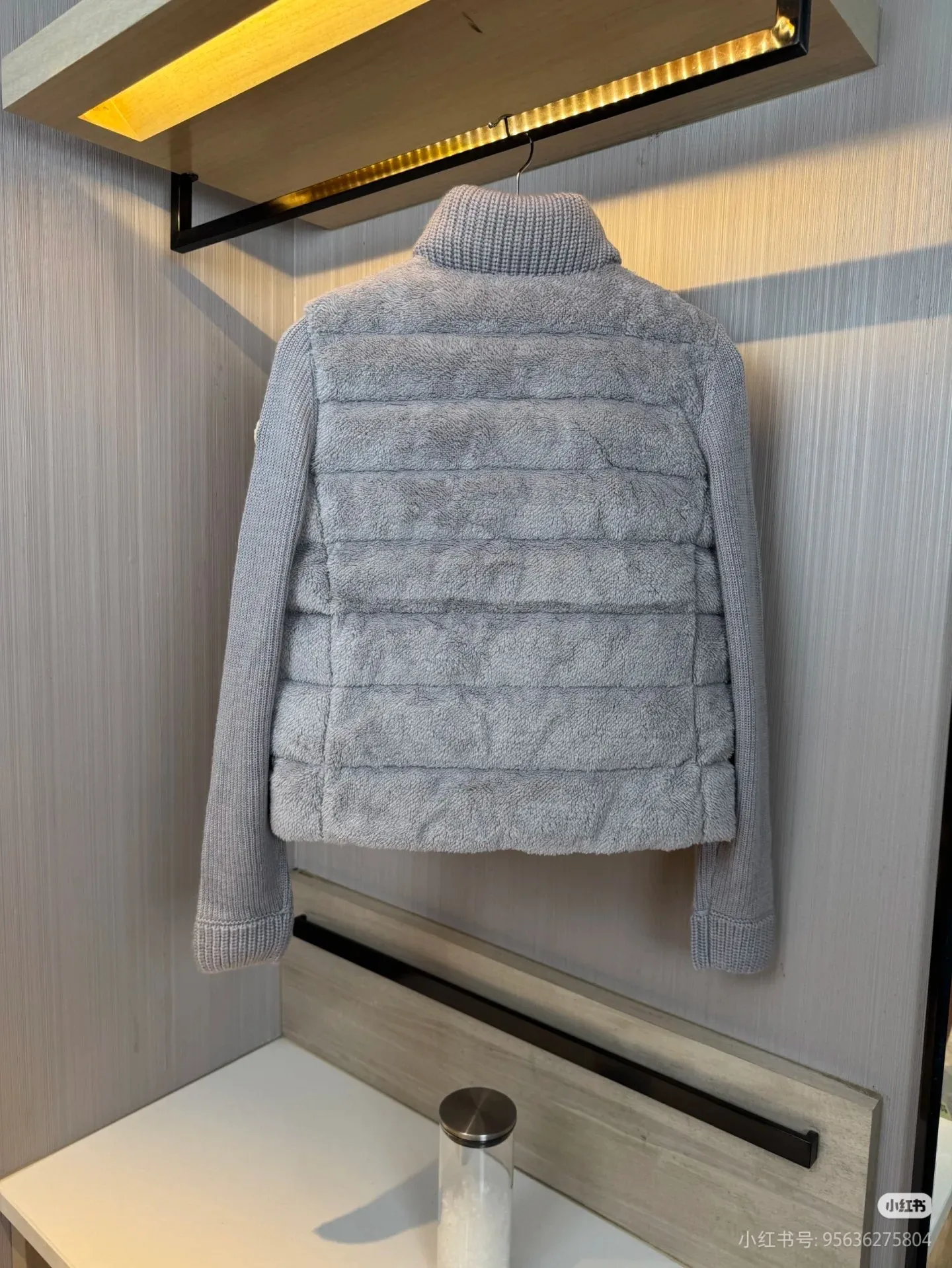 Moncler 🌟 2025 New Arrival Cardigan， ， ， ， ！ Classic ， ， 。 ， 。 ， 、 、 、—— ， 。 ， ！ Premium ，Quality ， ， 。 ： size：s m l